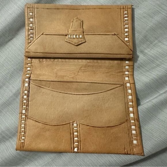 Treasures Of Morocco Wallet Leather Genuine carved Bi-fold Handmade Unisex Beige - Picture 6 of 7